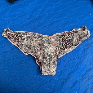 Boys + arrows small scrunch butt bikini bottom animal print